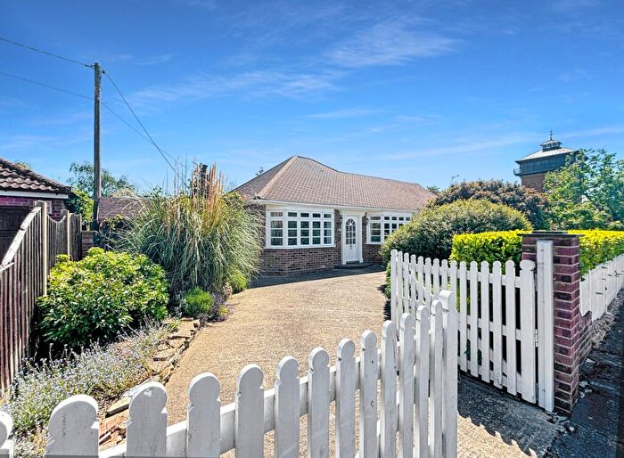 2 Bedroom Detached Bungalow For Sale In Tower Road, Wivenhoe, Colchester, CO7