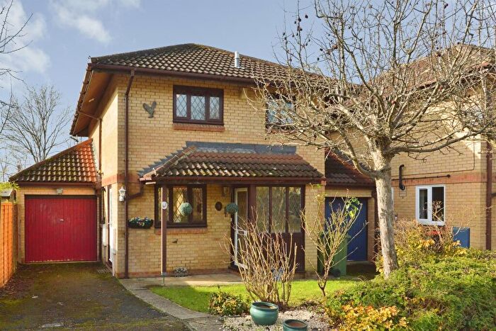 3 Bedroom Semi Detached House For Sale In Albury Court, Great Holm, Milton Keynes, MK8
