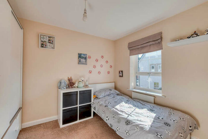 3 Bedroom Terraced House For Sale In Rounds Road, Worcester, WR5