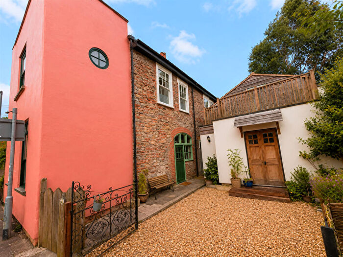 4 Bedroom House To Rent In Conduit Place, BS2