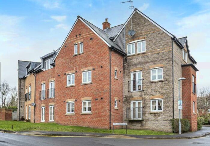 2 Bedroom Apartment To Rent In Strouds Close, Old Town, SN3