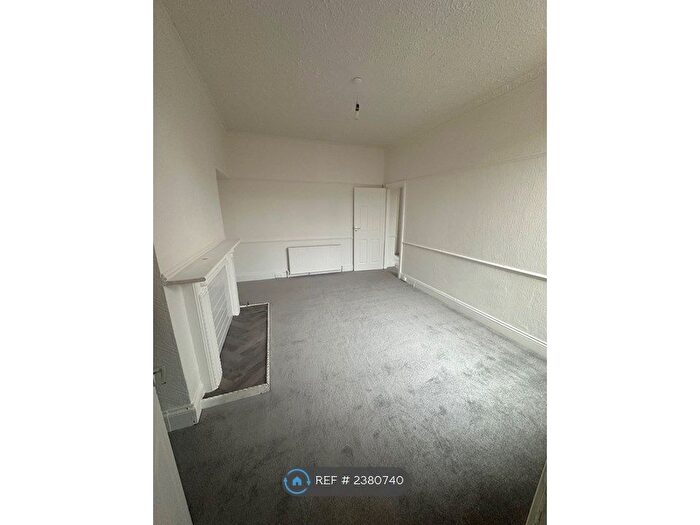 3 Bedroom Flat To Rent In Stanhope Road, South Shields, NE33