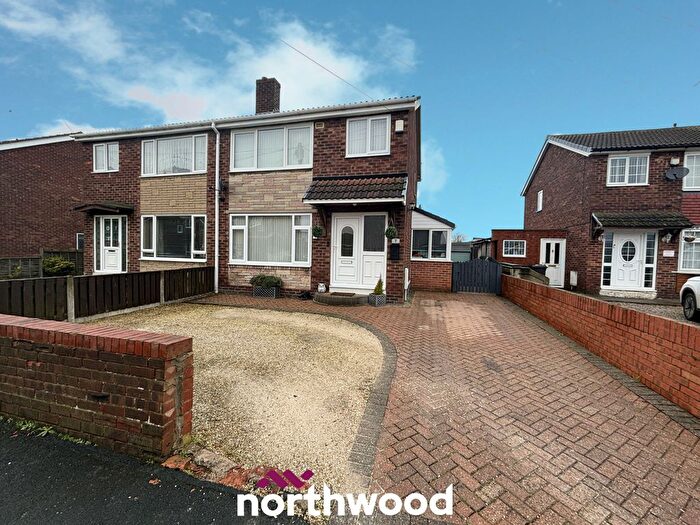 3 Bedroom Semi-Detached House For Sale In Ellesmere Grove, Stainforth, Doncaster, DN7