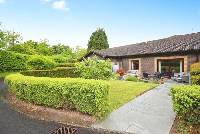 2 Bedroom Flat For Sale In Stoneleigh Road, Bubbenhall, Coventry, Warwickshire, CV8