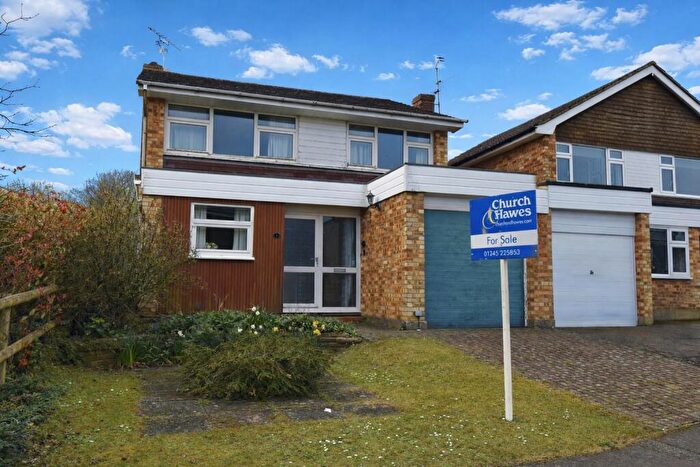 4 Bedroom Detached House For Sale In Fairleads, Danbury, CM3