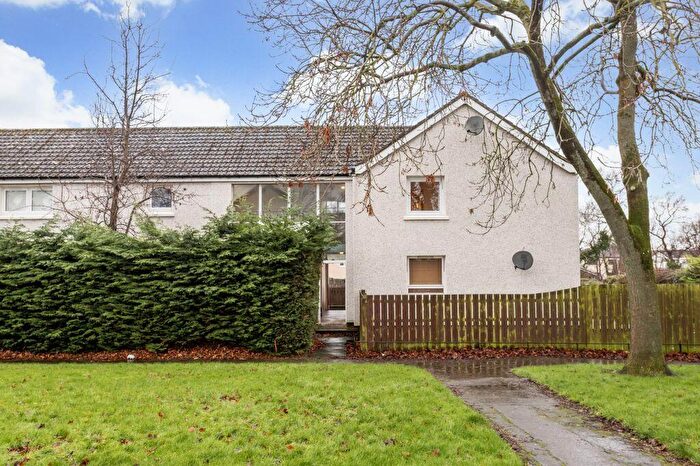 2 Bedroom Flat For Sale In Moubray Grove, South Queensferry, EH30