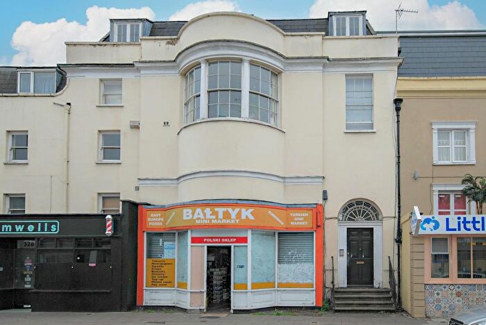 1 Bedroom Flat To Rent In High Street, Cheltenham, GL50