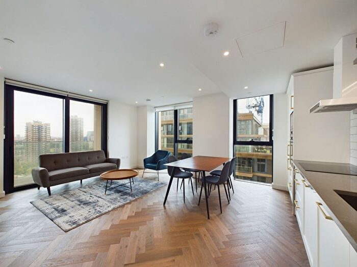 2 Bedroom Flat To Rent In Gauging Square, London, E1W