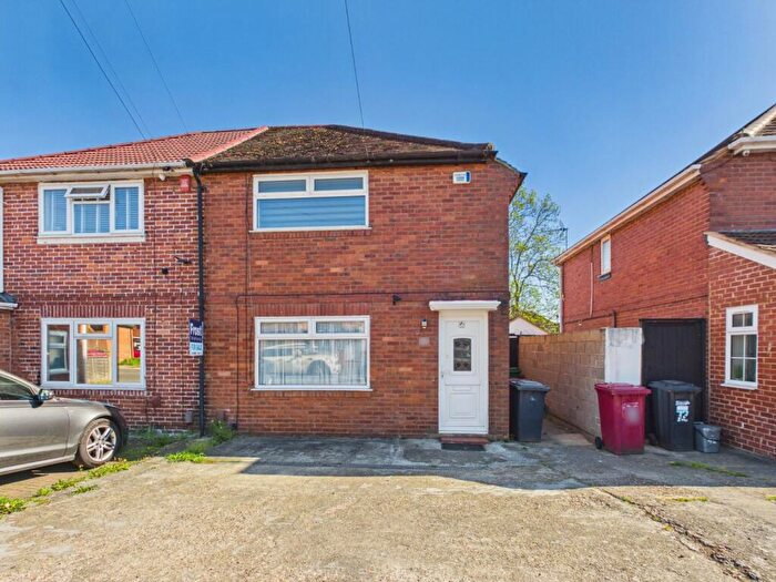 3 Bedroom Semi-Detached House For Sale In Norfolk Avenue, Slough, Berkshire, SL1