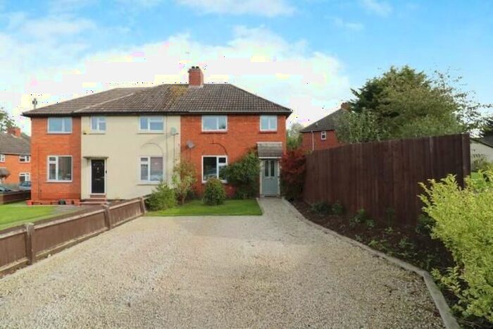 3 Bedroom Property To Rent In Pendred Road, Rugby, CV22