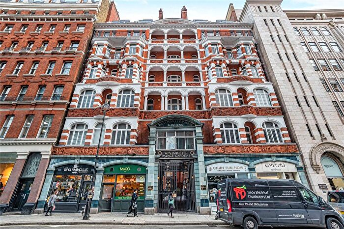 3 Bedroom Flat For Sale In Westminster Palace Gardens, Artillery Row, London, SW1P