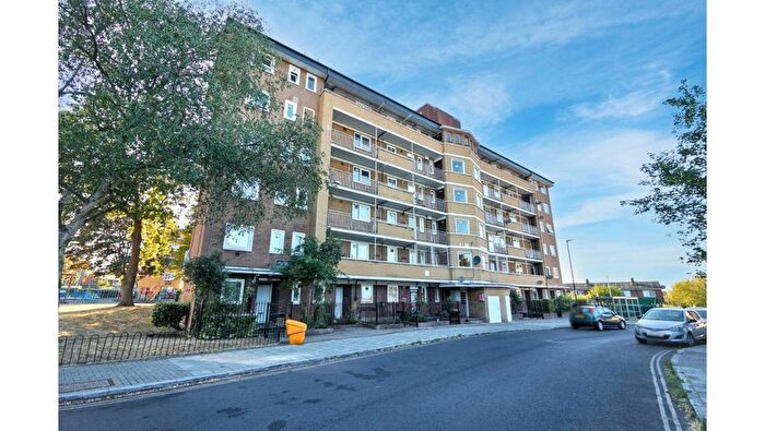 1 Bedroom Flat For Sale In Flat Sheppard House, Tulse Hill, London, SW2
