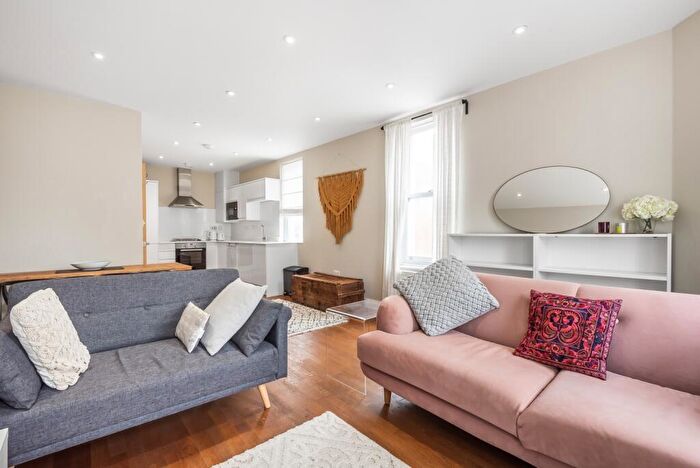 1 Bedroom Flat To Rent In White Hart Road London, SE18