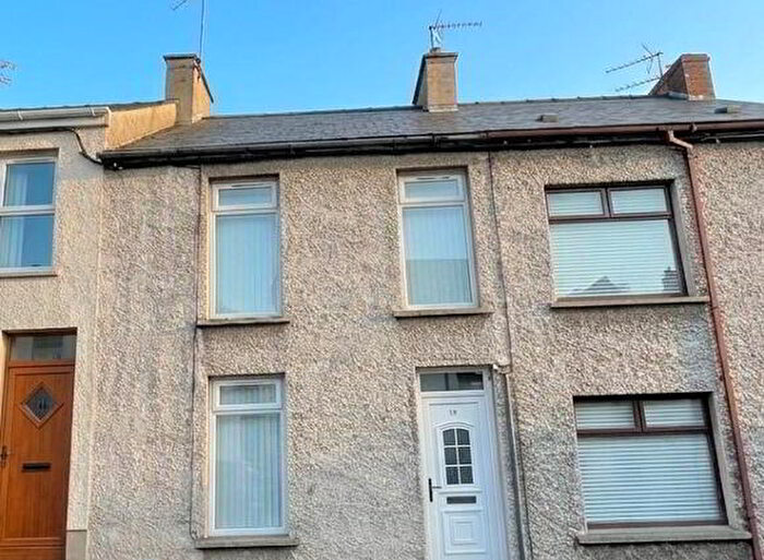 2 Bedroom Mid Terraced House For Sale In Moat Road, Ballymena, BT42