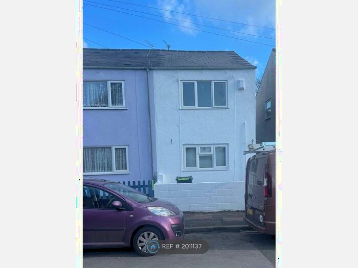 1 Bedroom Flat To Rent In Grove Street, Gloucester, GL1