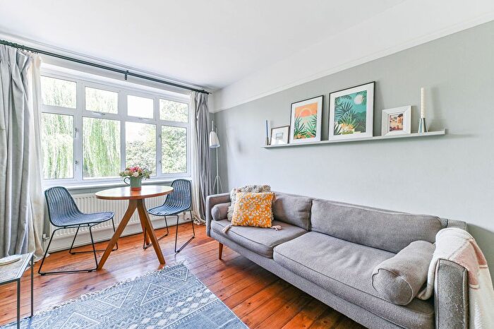 1 Bedroom Flat To Rent In Lewin Road, Streatham, London, SW16