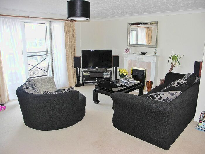 2 Bedroom Flat To Rent In Handel Road, Southampton, SO15