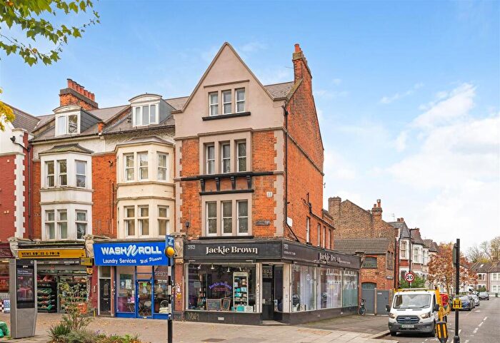 Studio For Sale In Norwood Road, West Norwood, SE27
