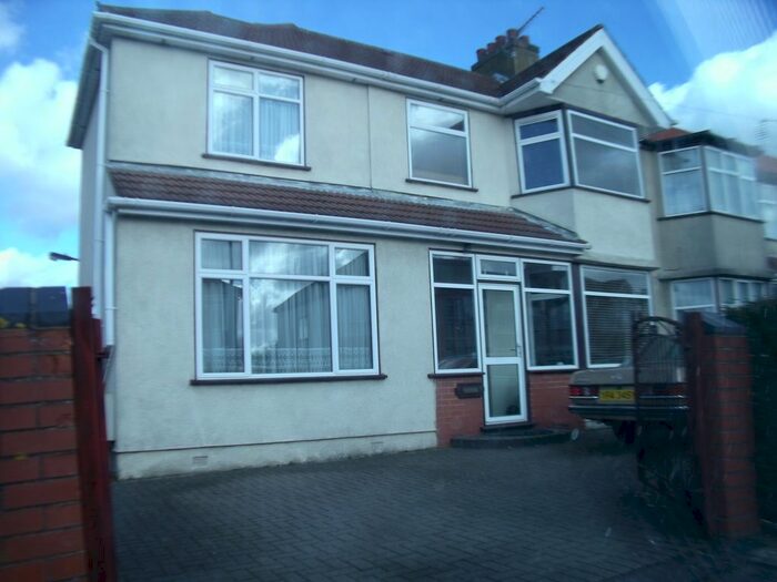 5 Bedroom Terraced House To Rent In Glenalmond Road, Harrow, HA3