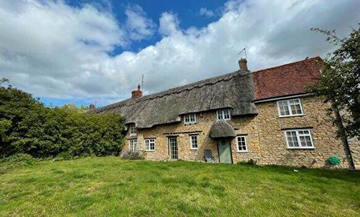 3 Bedroom Semi-Detached House For Sale In October Cottage, High Street, Stoke Goldington, Newport Pagnell, Buckinghamshire, MK16