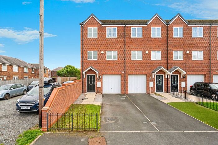 4 Bedroom Detached House For Sale In Grimshaw Park, Wigan, Lancashire, WN2