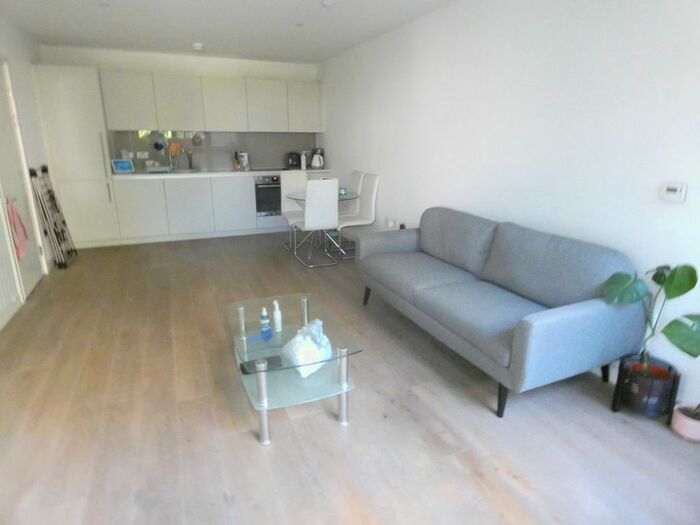 1 Bedroom Flat To Rent In Maltby House, Tudway Road, London, SE3