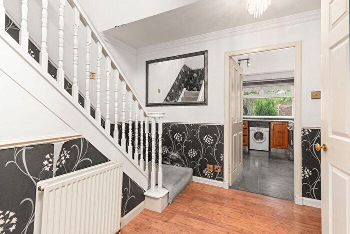 4 Bedroom End Of Terrace House For Sale In Jubilee Avenue, Deans, EH54