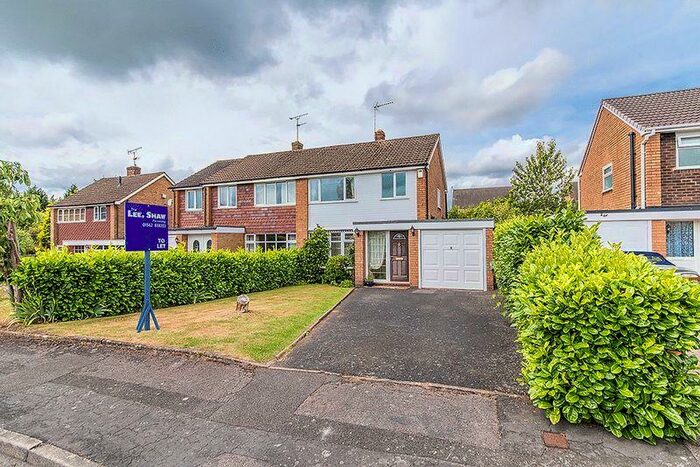 3 Bedroom Semi-Detached House To Rent In Long Compton Drive, Hagley, DY9