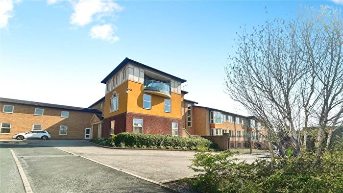 2 Bedroom Retirement Property For Sale In Sienna Court, Chadderton, Oldham, Greater Manchester, OL9