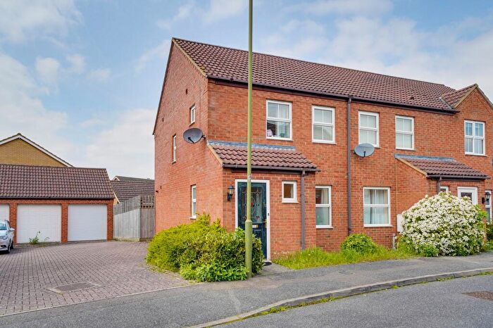 2 Bedroom End Of Terrace House To Rent In Redwing Rise, Royston, SG8