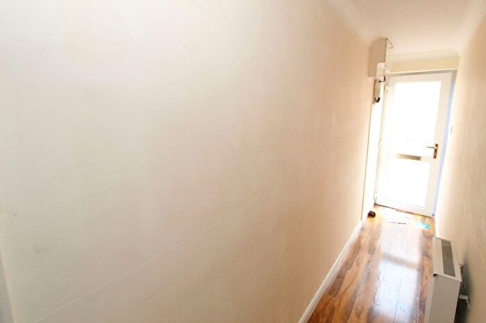1 Bedroom Flat For Sale In Princes Road, Torquay, Devon, TQ1