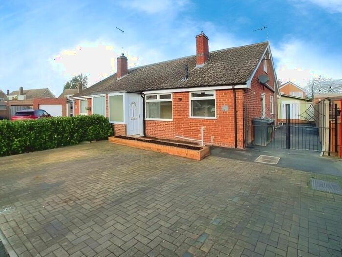 3 Bedroom Semi-Detached House To Rent In Talbot Avenue, Orton Longueville, PE2