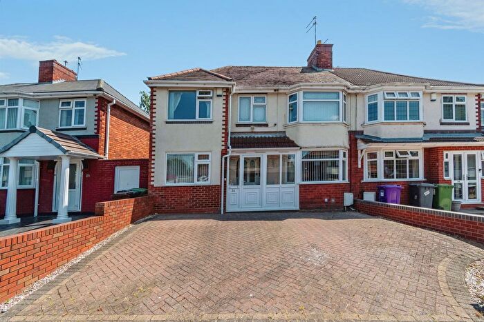 4 Bedroom Semi-Detached House For Sale In Sambrook Road, Wolverhampton, WV10
