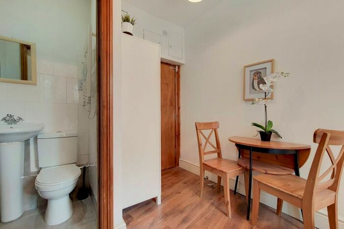 Studio To Rent In Aldersgate, Barbican, London, EC1A