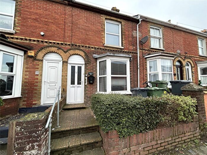2 Bedroom Terraced House To Rent In Hunnyhill, PO30
