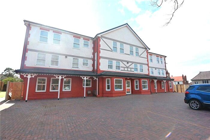 2 Bedroom Flat For Sale In Grove Road, Wirral, CH45