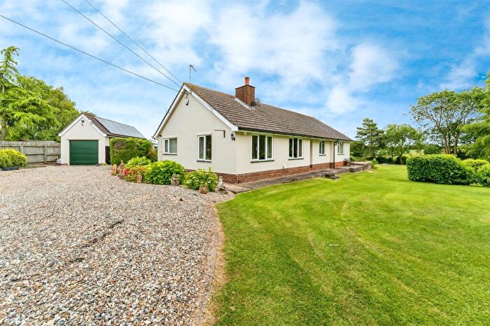 3 Bedroom Detached Bungalow For Sale In High Street, Stansfield, Sudbury, CO10