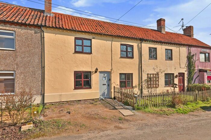 3 Bedroom Cottage For Sale In The Green, Oxborough, King's Lynn, PE33