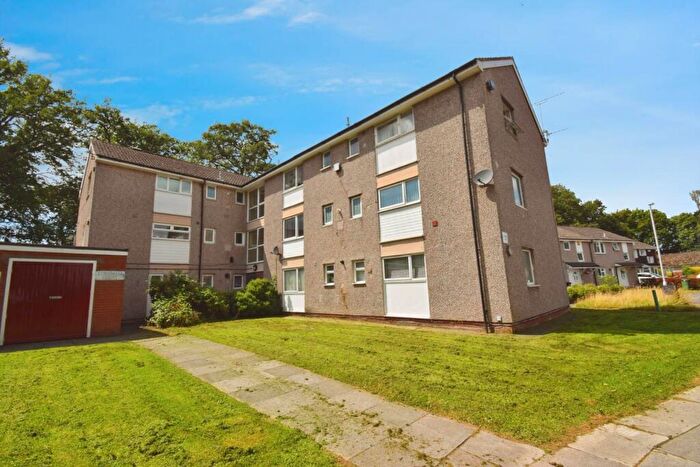 3 Bedroom Flat To Rent In Cornwall Court, Bebington, CH63