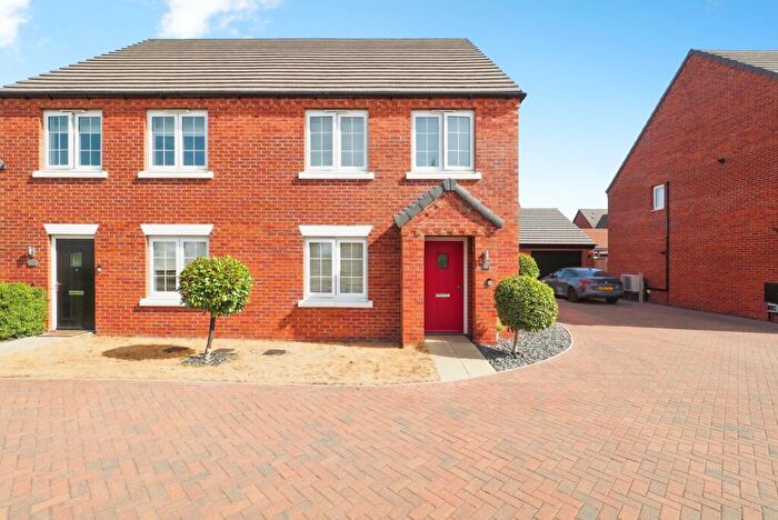 3 Bedroom Semi-Detached House For Sale In Birch Close, Aslockton, Nottingham, Nottinghamshire, NG13