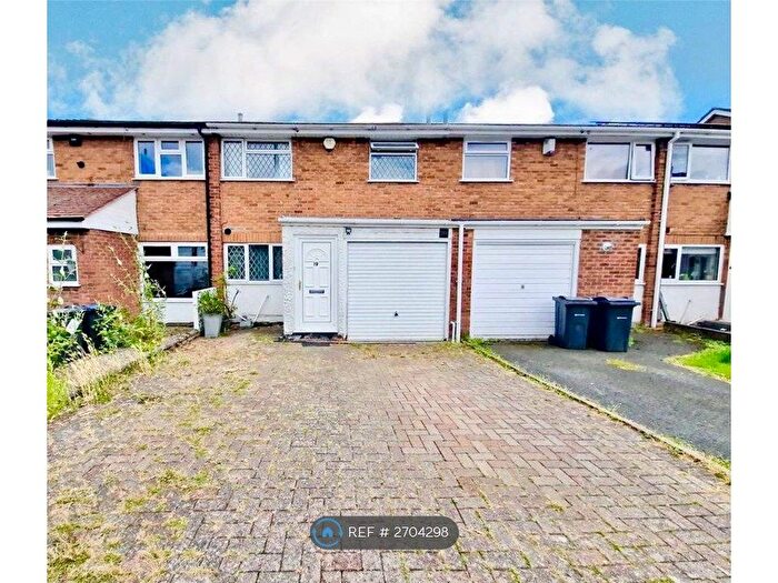 3 Bedroom Terraced House To Rent In Clandon Close, Birmingham, B14