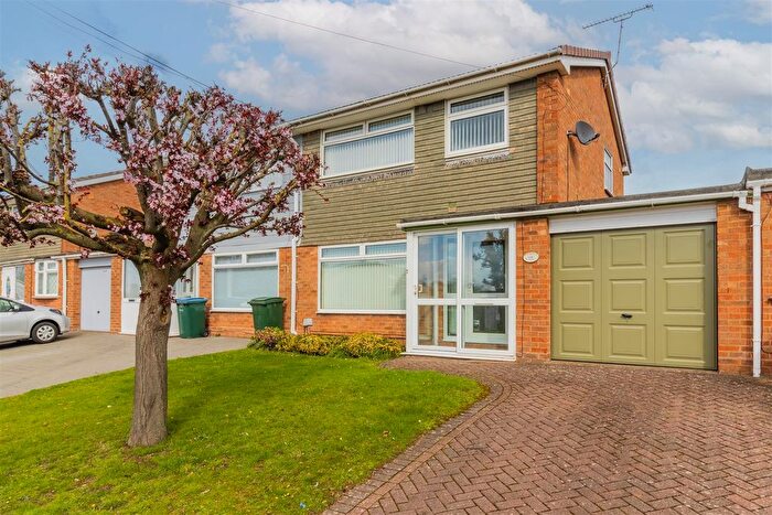 3 Bedroom Semi Detached House For Sale In Quorn Way, Binley, Coventry, CV3