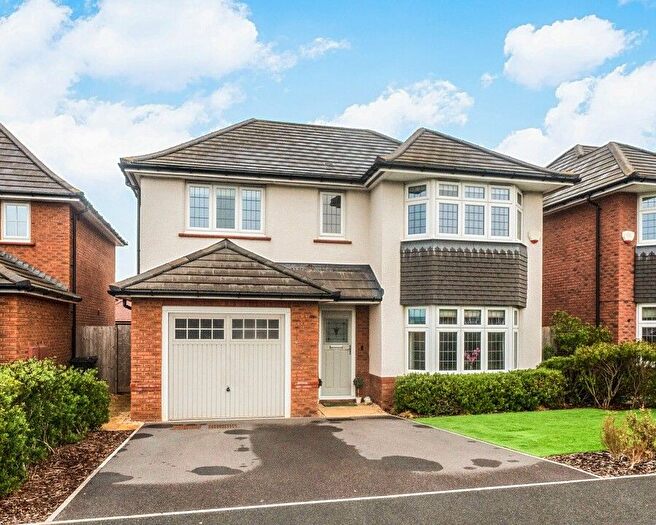 4 Bedroom Detached House For Sale In Sapphire Road, Abbey Farm, Swindon, SN25