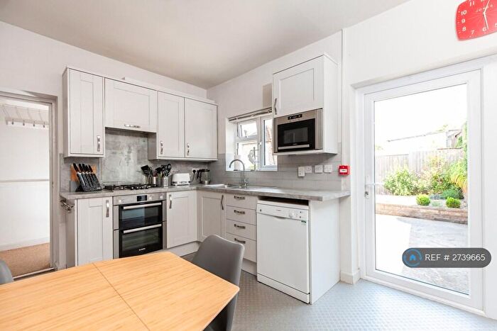 6 Bedroom Terraced House To Rent In Innox Road, Bath, BA2