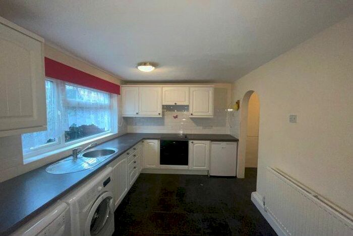 3 Bedroom Property To Rent In Manley Road, Lichfield, WS13