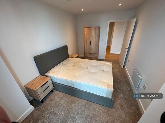 2 Bedroom Flat To Rent In Dantzic Street, Manchester, M4