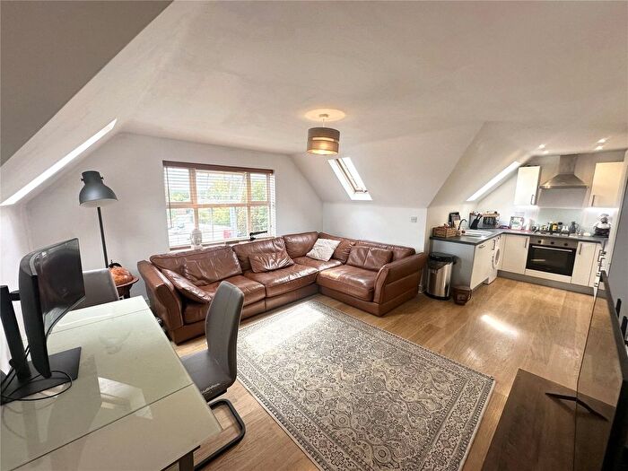 2 Bedroom Flat To Rent In Walter Mead Close, Ongar, Essex, CM5