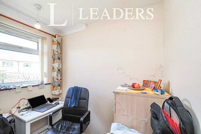 2 Bedroom Bungalow To Rent In Calverton Road, NG5