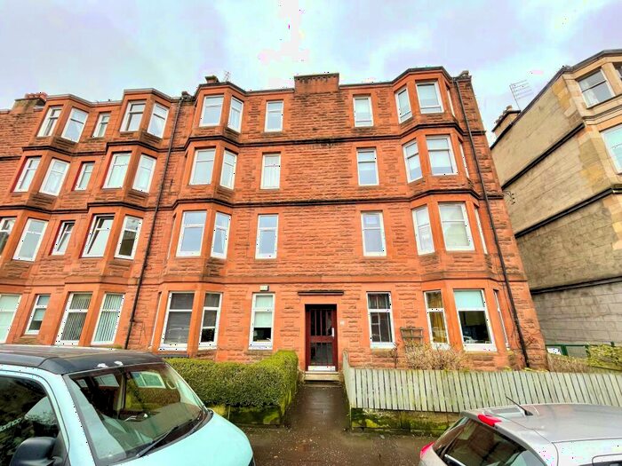2 Bedroom Flat To Rent In Deanston Drive, Shawlands, G41