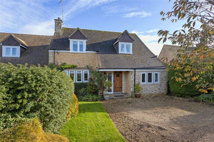3 Bedroom Link Detached House For Sale In Mill Lane, Lower Slaughter, Cheltenham, Gloucestershire, GL54